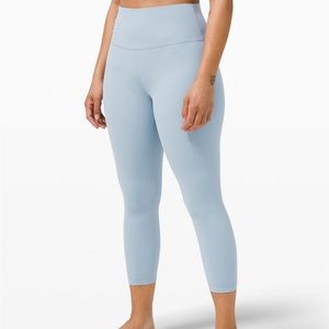 lululemon Align High-Rise
Crop 23”